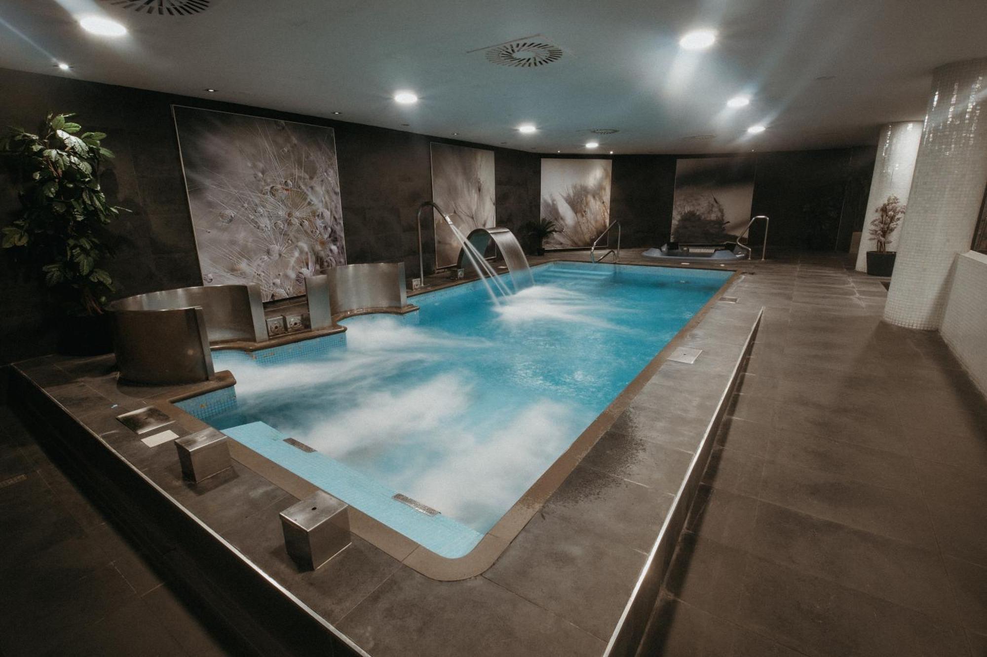 Azz Asturias Langrehotel & Spa Лангрео Экстерьер фото